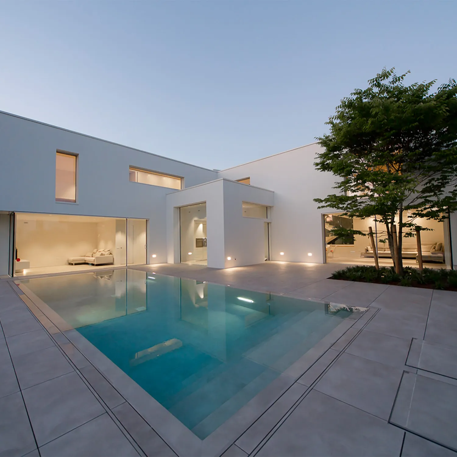 Aplique LED Parede Quadrado Branco 6.5W 3CCT 2 38949 36587 last 1.webp